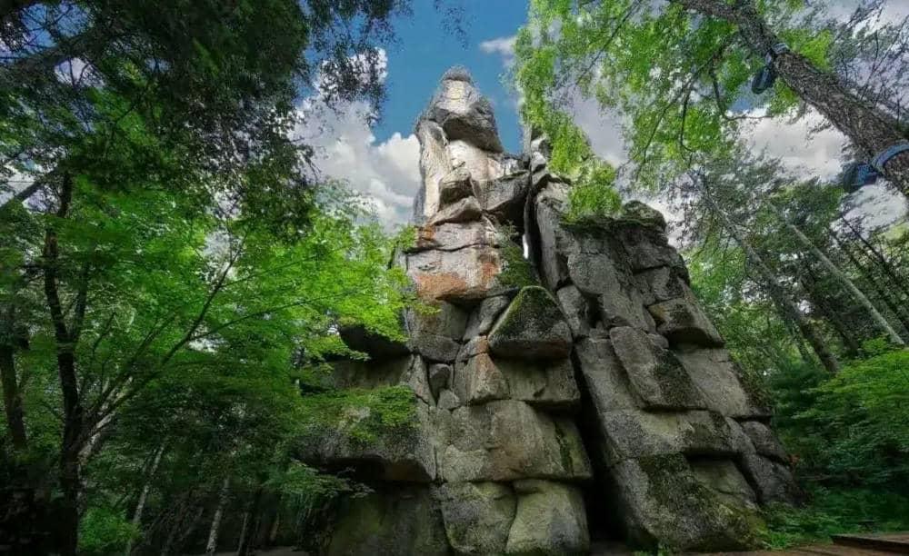 The Tangwang River Stone Forest Scenic Area