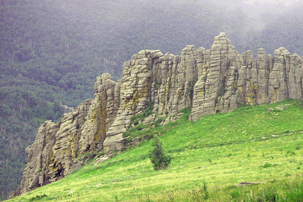 The Hahs Hat Stone Array Scenic Area