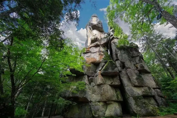 Tangwanghe Sea of Forest and Rare Stone Scenic Area