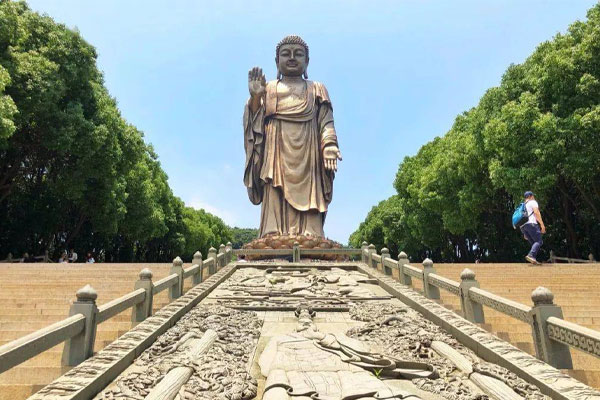 Lingshan Grand Buddha Scenic Area