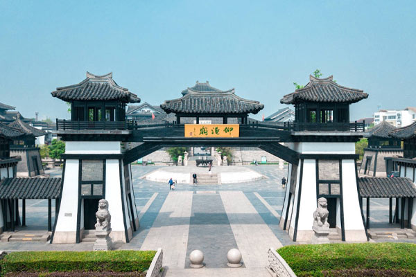 China Spring and Autumn Yancheng Tourist Area
