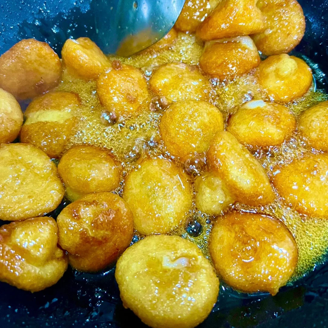 Sugar Oil Cake (Tangyou Baba)