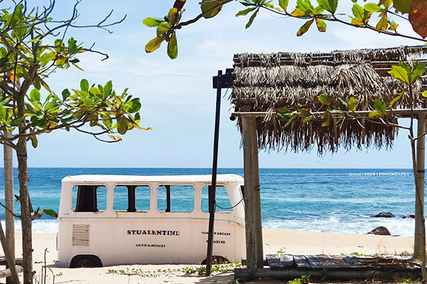 Hainan Lingshui Nanwan Monkey Island Ecological Scenic Area