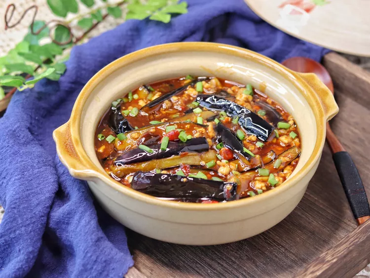 Fish-Fragrant Eggplant Clay Pot