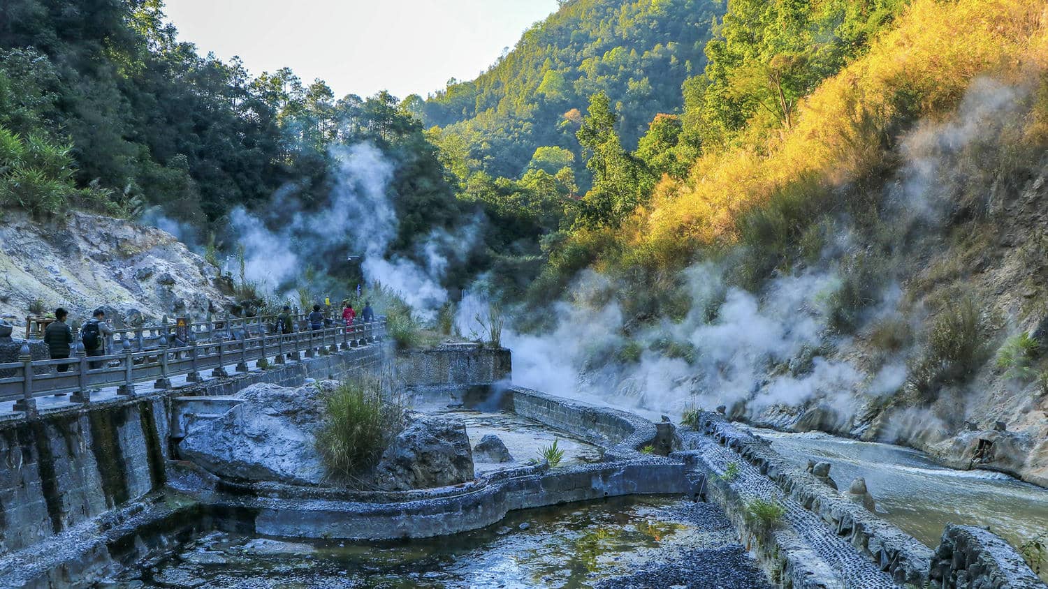 Tengchong Volcano and Thermal Sea Tourist Area