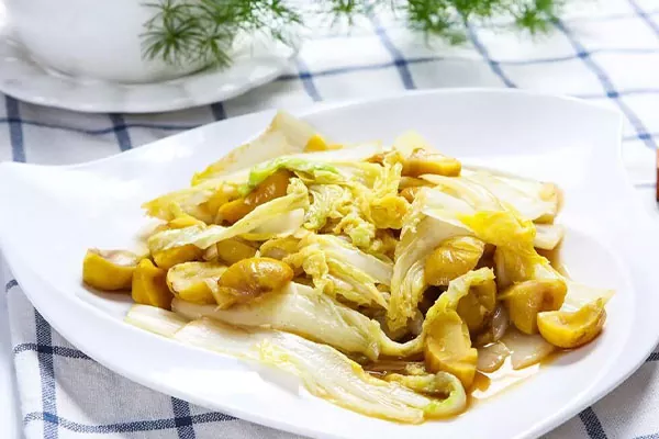 Chestnut Braised Chinese Cabbage