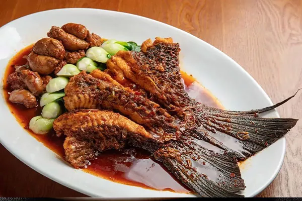 Braised Fish Tail Fin