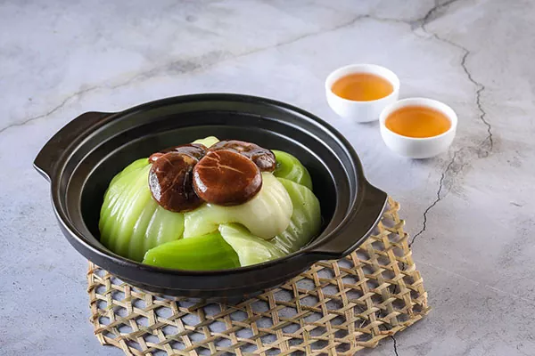 Thick Mushroom Mustard Greens