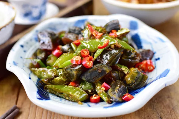 Lei Pepper Preserved Egg