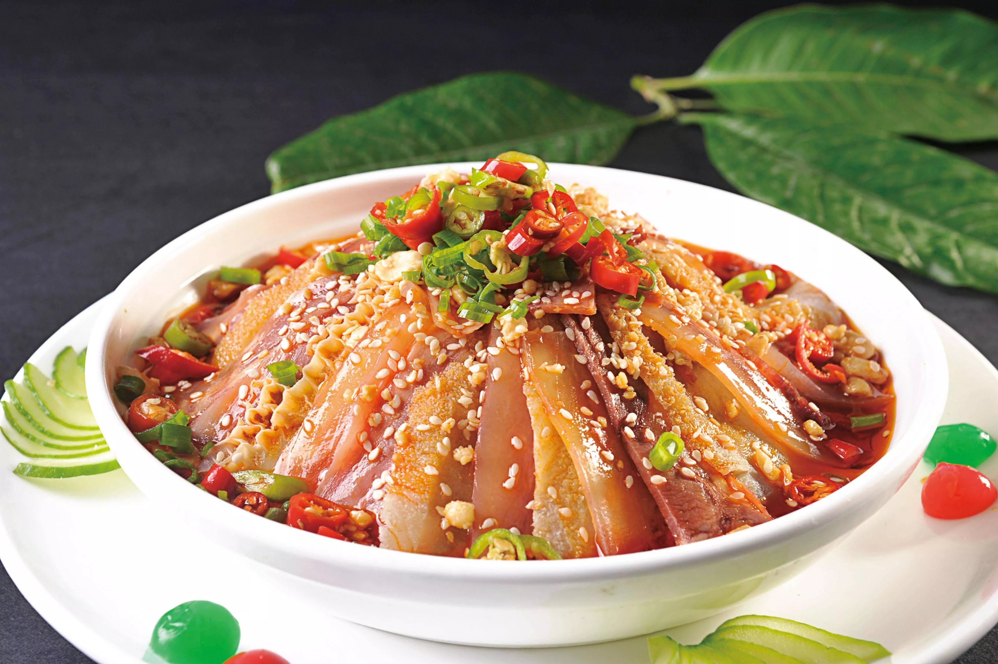 Sliced Beef and Ox Tongue in Chili Sauce (夫妻肺片)