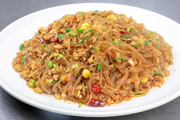 Ants Climbing Trees (蚂蚁上树)