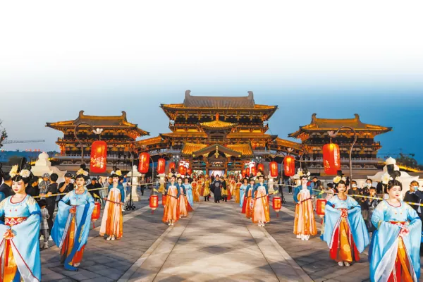 Travel guide for visiting Luoyang in April to admire the peonies